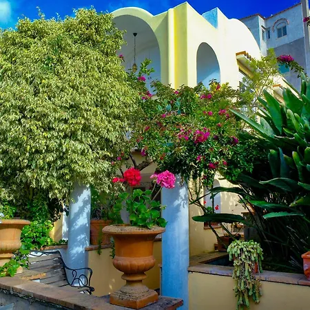 Dorothee Πανσιόν